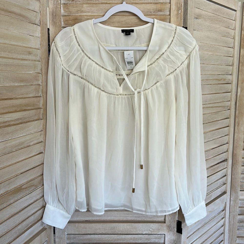 Ann Taylor Cream Blouse XS NWT